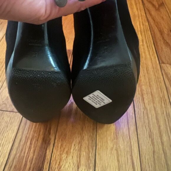 Gucci Bamboo Accent Black Suede Heels - Picture 10 of 12